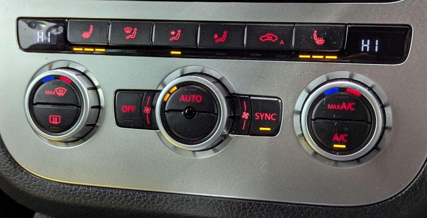 Used Volkswagen Scirocco 2013 for sale - 78204214: Photo 28