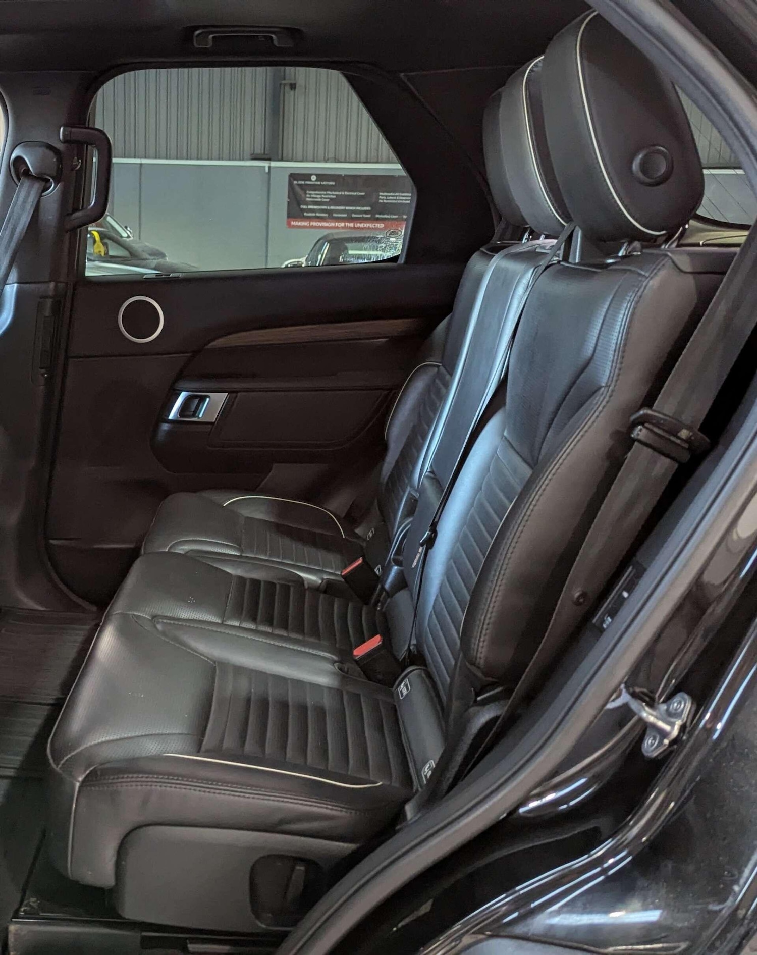 Used Land Rover Discovery 2017 for sale - 76731103: Photo 29