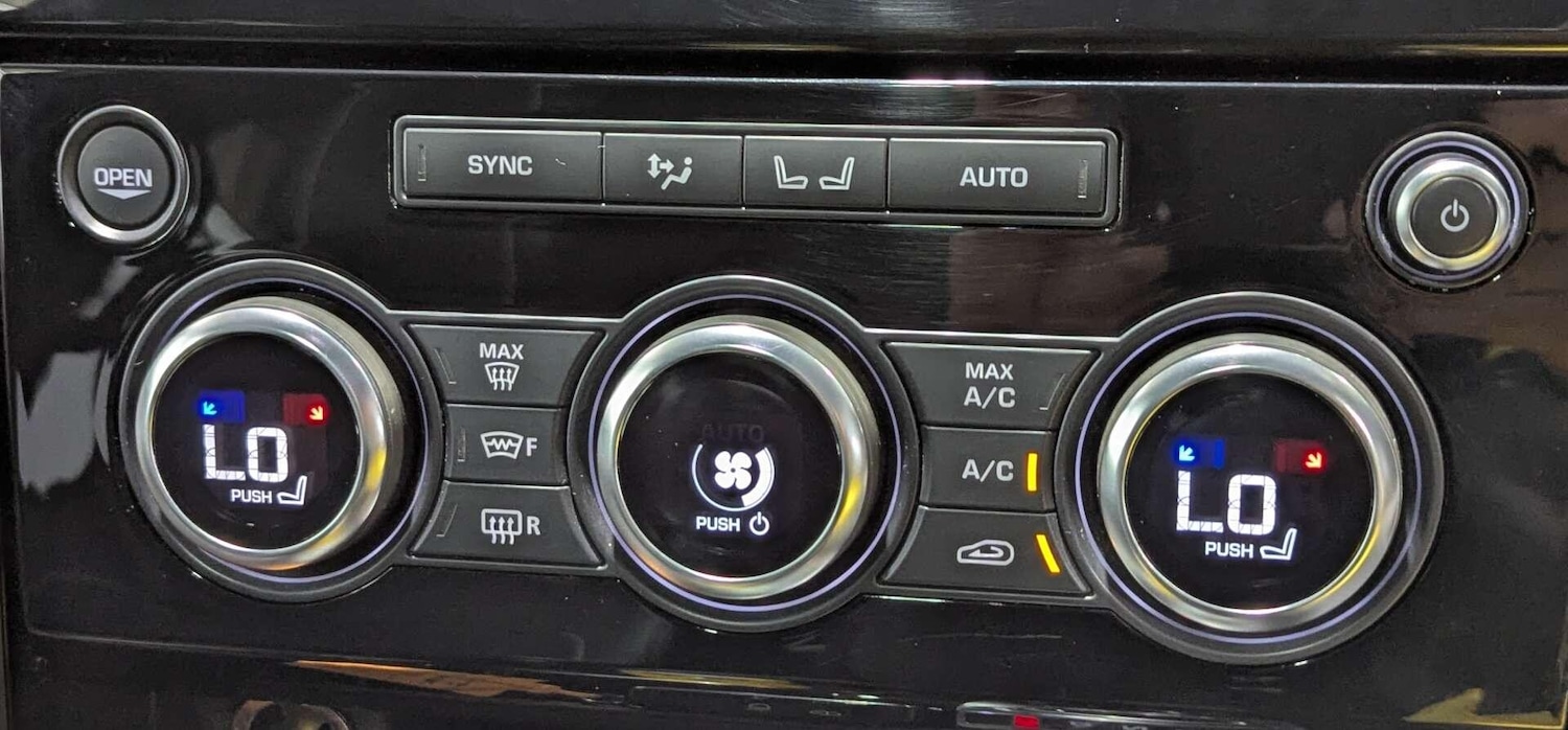 Used Land Rover Discovery 2017 for sale - 76731103: Photo 38