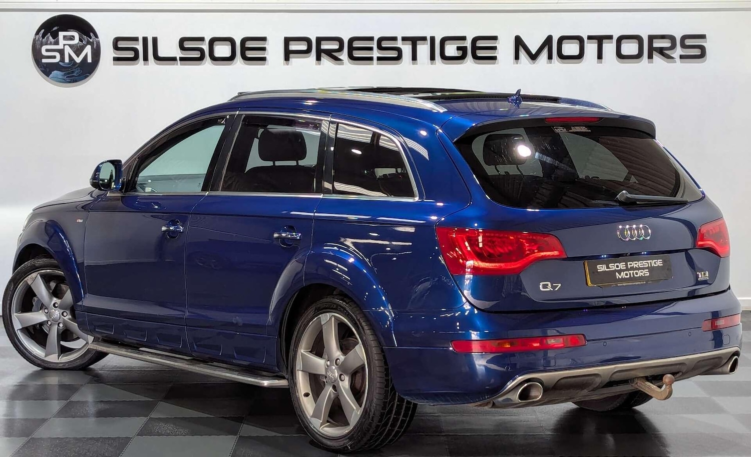 Used Audi Q7 2014 for sale - 76936075: Photo 2