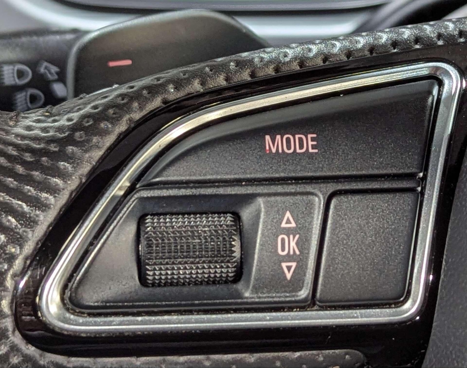 Used Audi Q7 2014 for sale - 76936075: Photo 35