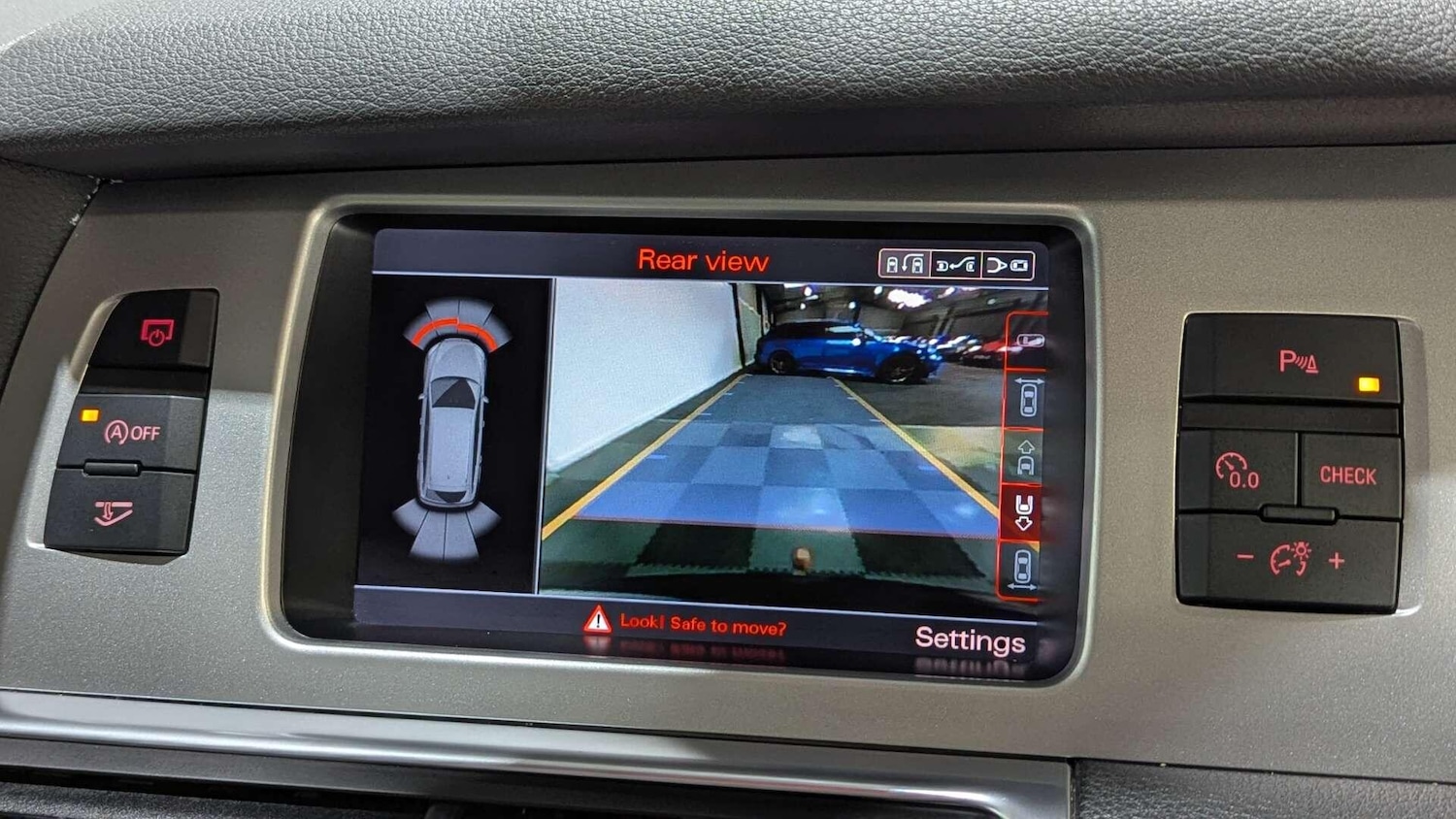 Used Audi Q7 2014 for sale - 76936075: Photo 42