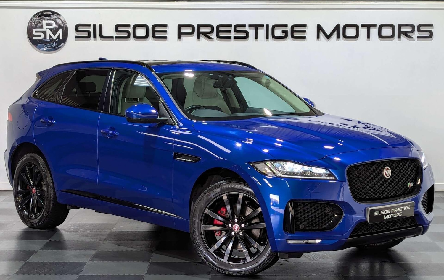 Used Jaguar F-Pace 2018 for sale - 76886135: Photo 1