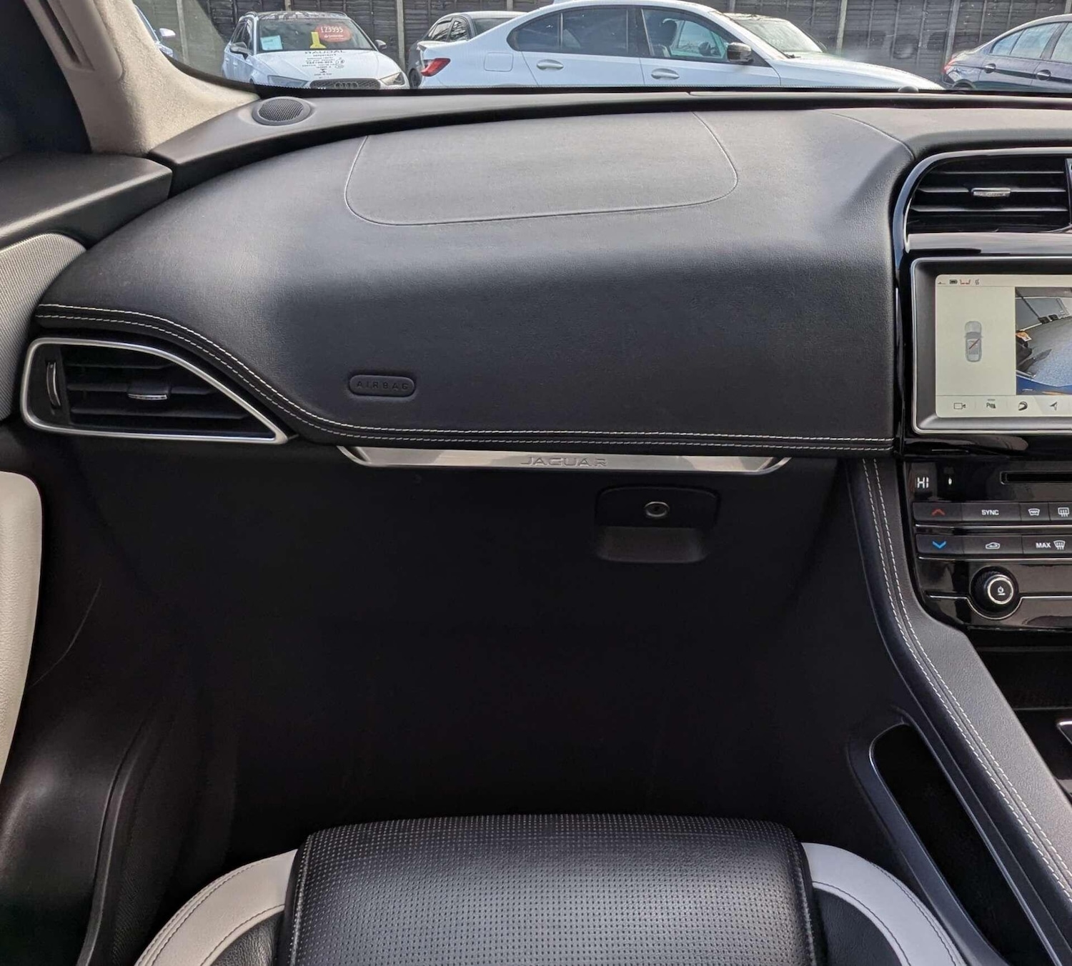 Used Jaguar F-Pace 2018 for sale - 76886135: Photo 29