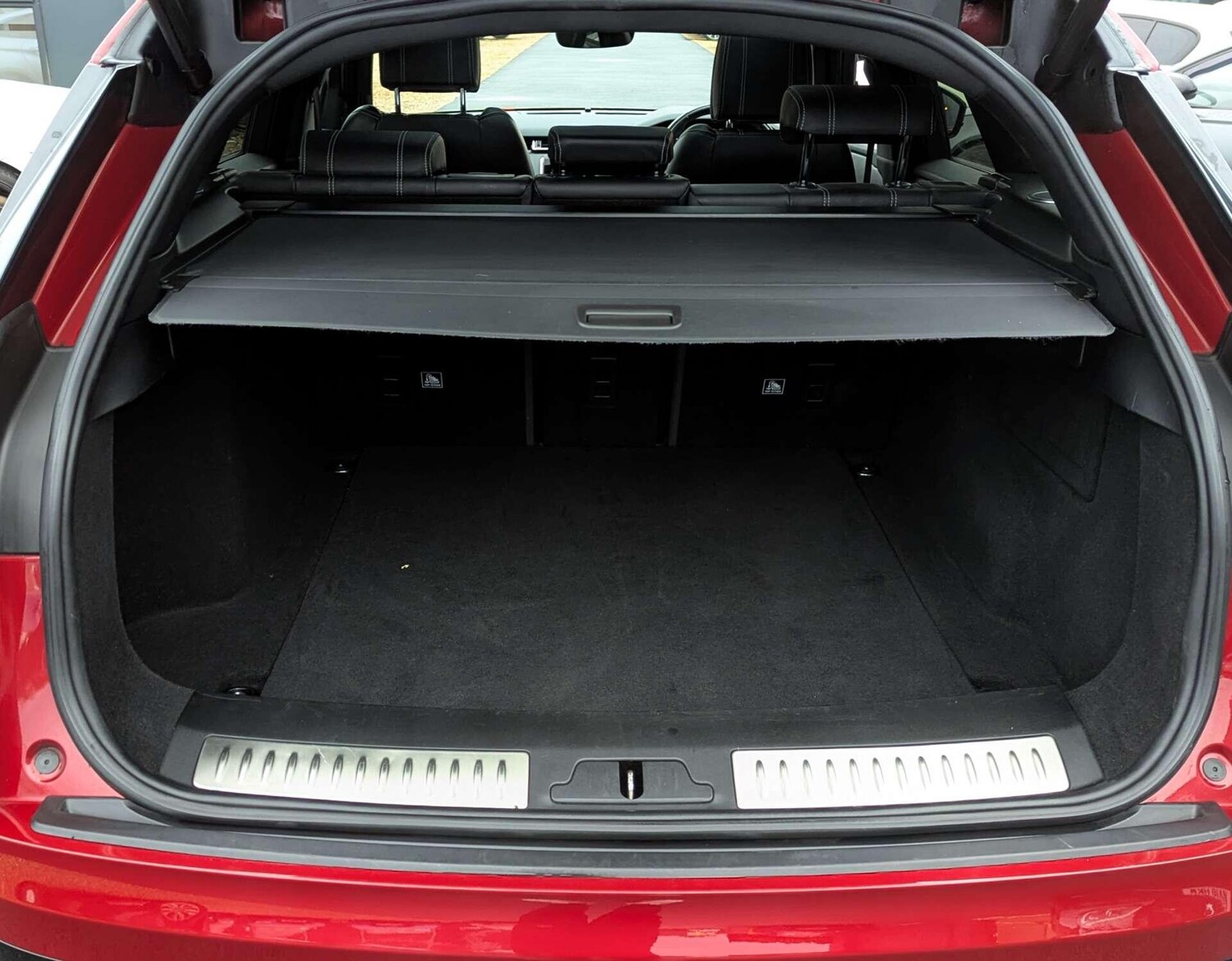 Used Land Rover Range Rover Velar for sale - 76728948: Photo 30