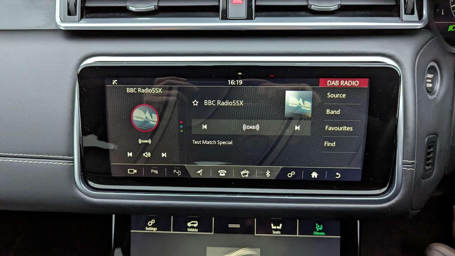 Used Land Rover Range Rover Velar for sale - 76728948: Photo 44