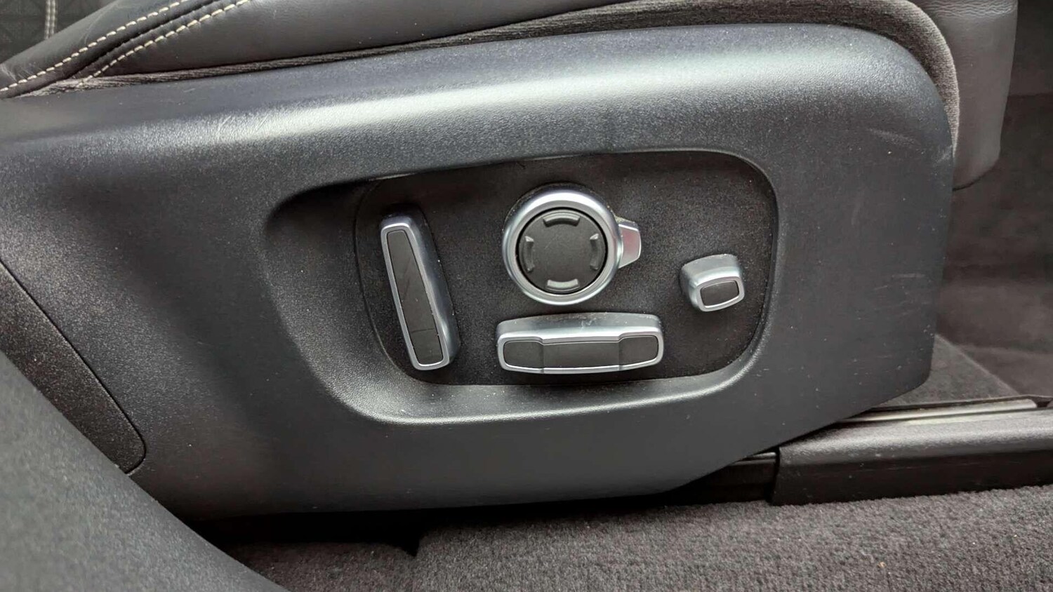 Used Land Rover Range Rover Velar for sale - 76728948: Photo 68