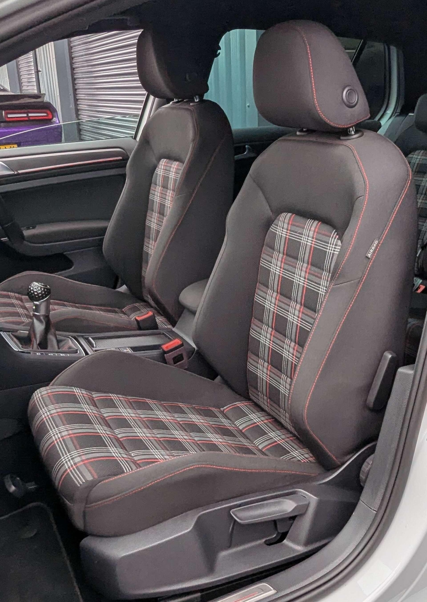 Used Volkswagen Golf 2018 for sale - 77039869: Photo 23