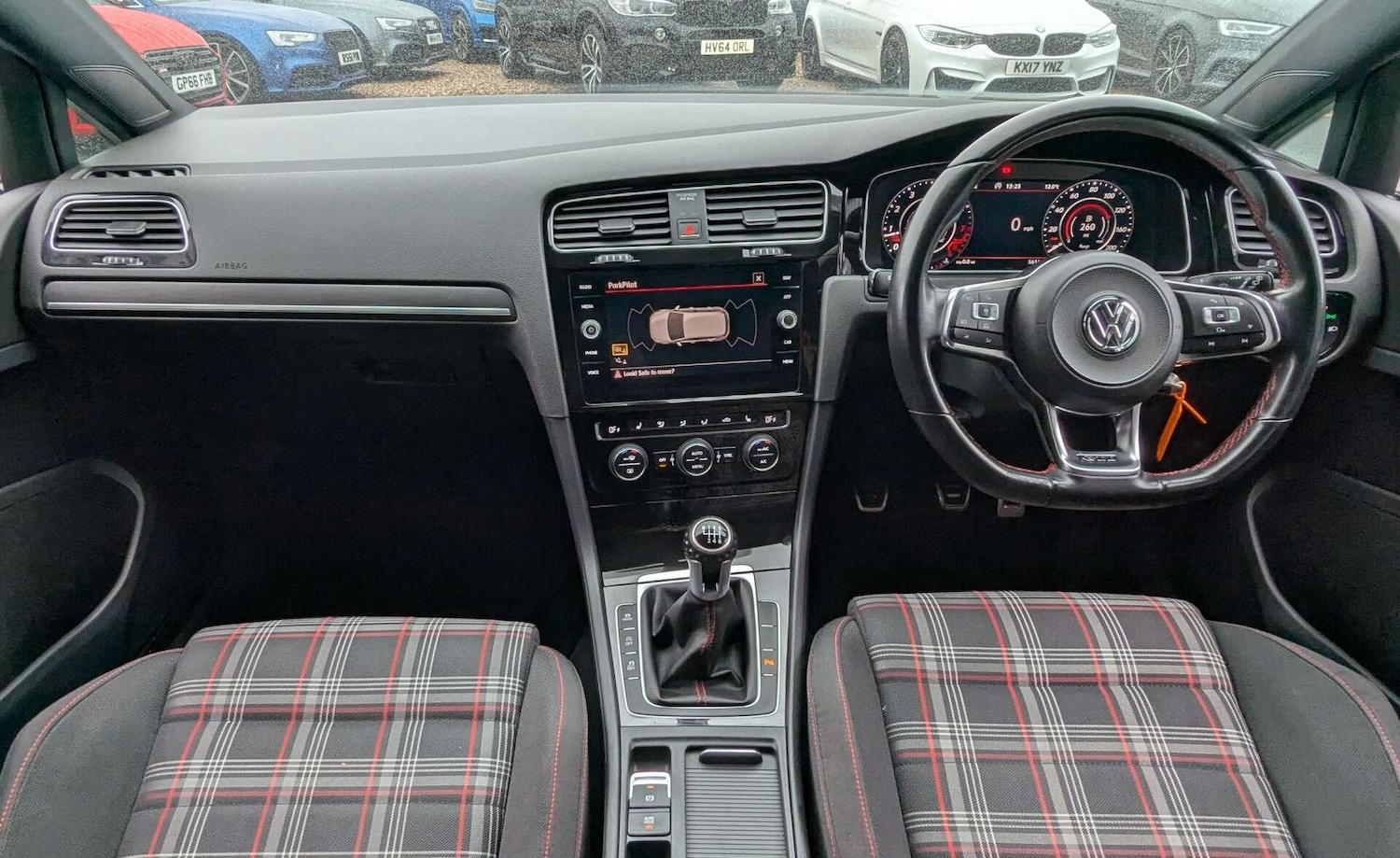 Used Volkswagen Golf 2018 for sale - 77039869: Photo 29