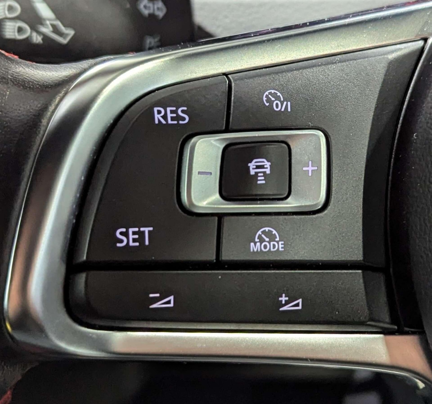 Used Volkswagen Golf 2018 for sale - 77039869: Photo 30