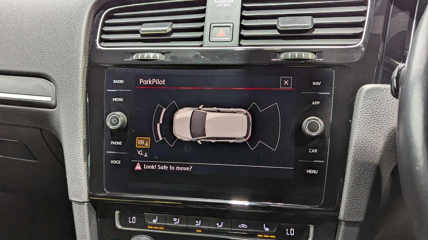 Used Volkswagen Golf 2018 for sale - 77039869: Photo 36