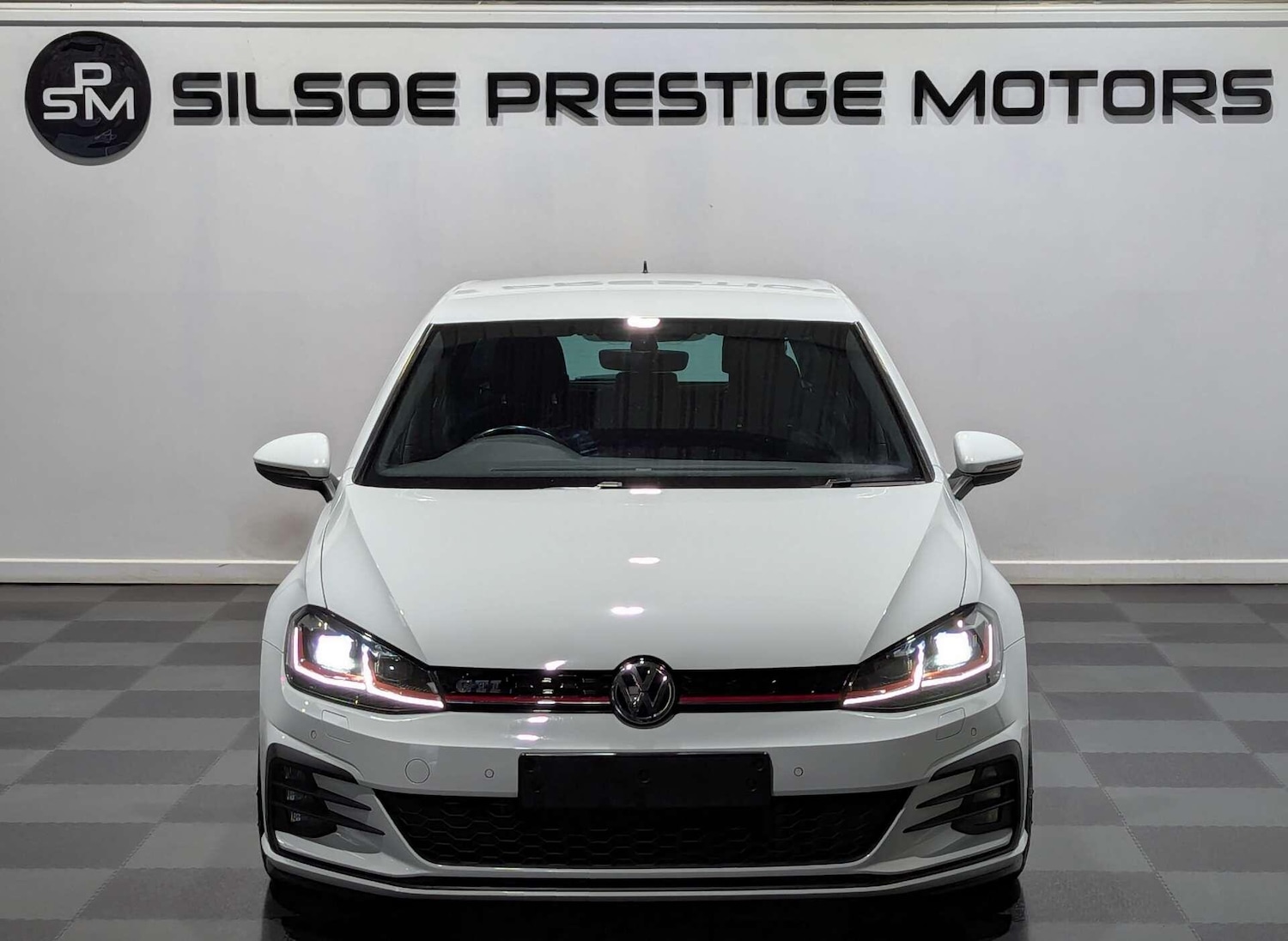 Used Volkswagen Golf 2018 for sale - 77039869: Photo 4