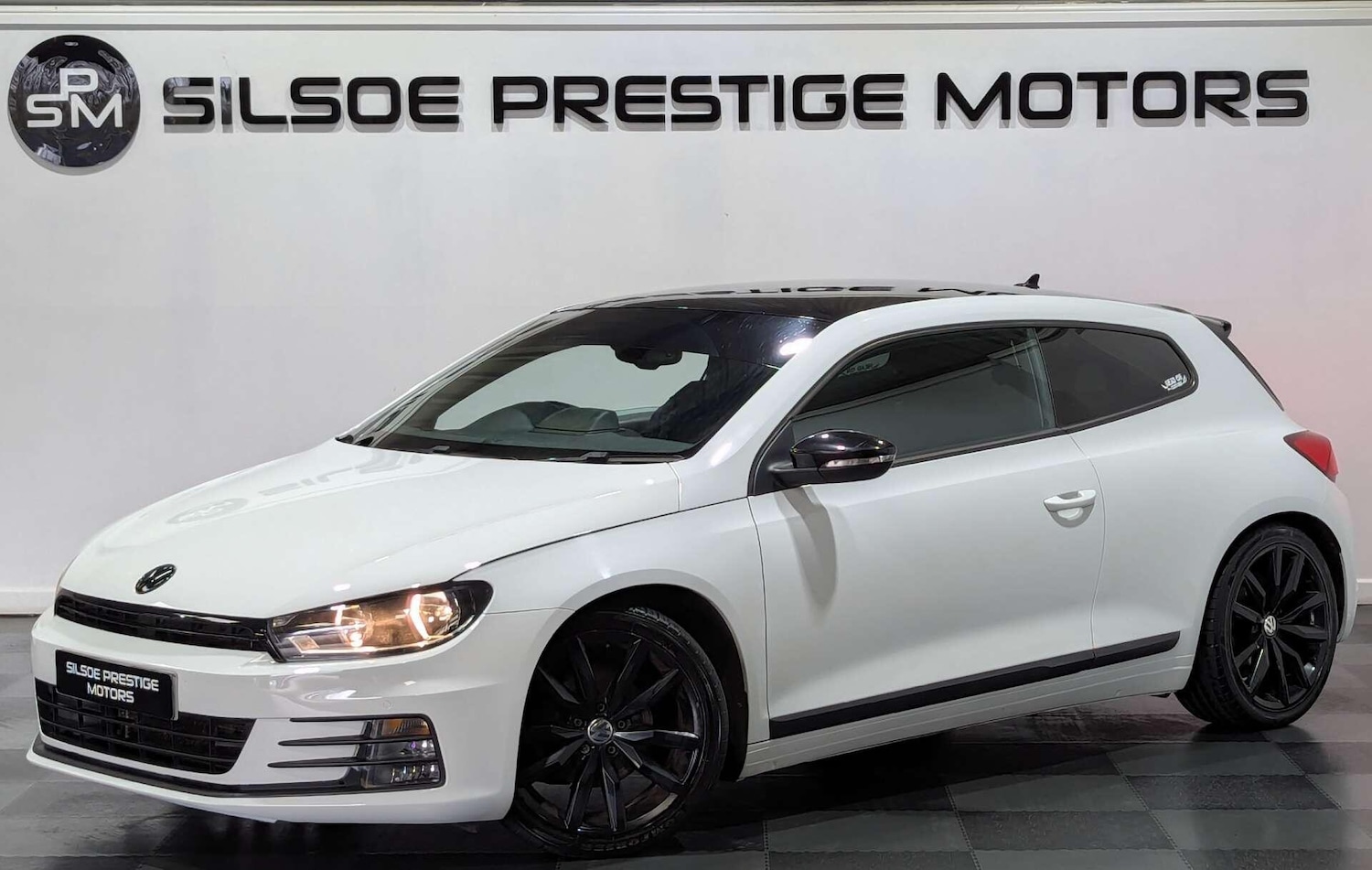 Used Volkswagen Scirocco 2017 for sale - 78058405: Photo 6