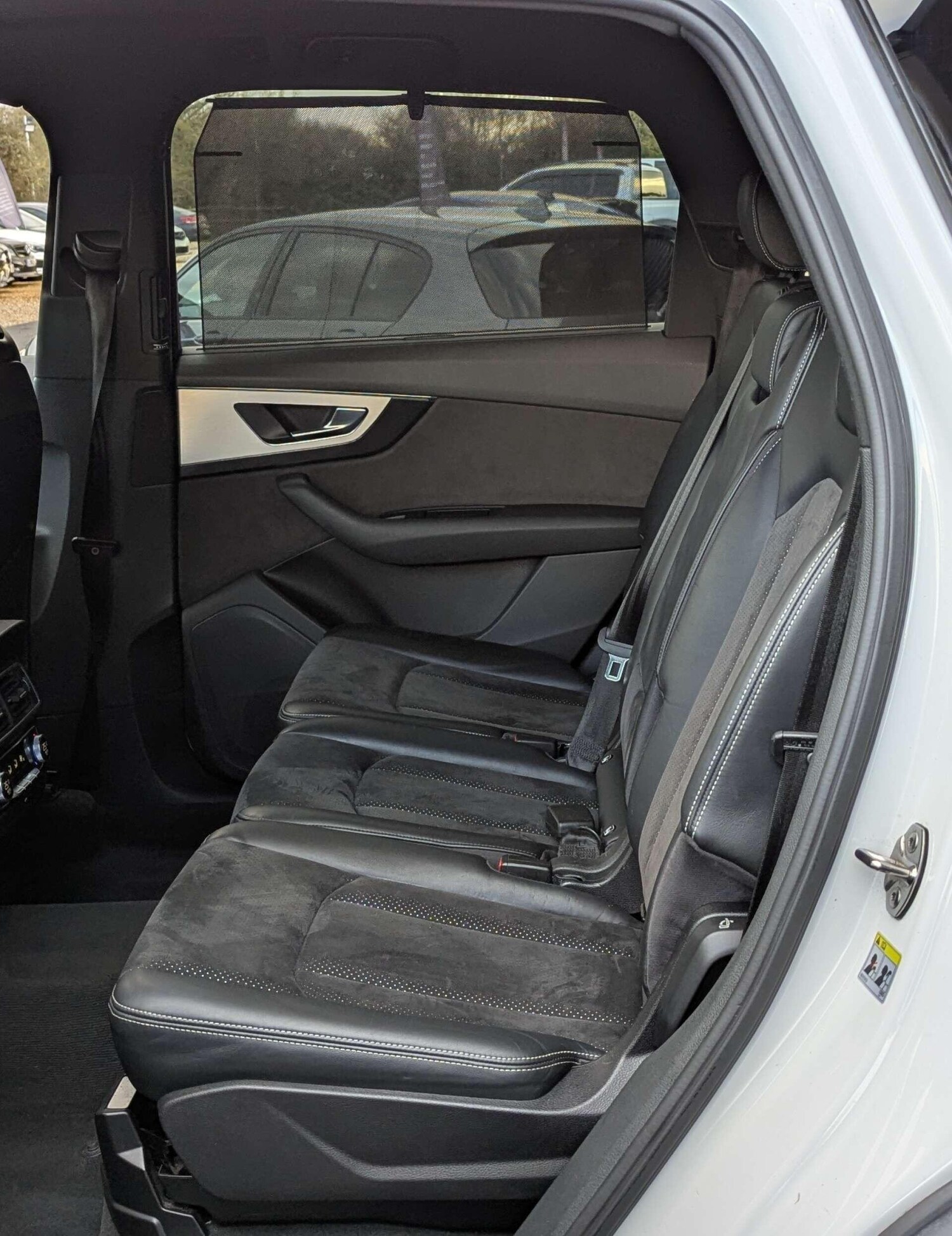 Used Audi Q7 2015 for sale - 77977876: Photo 24