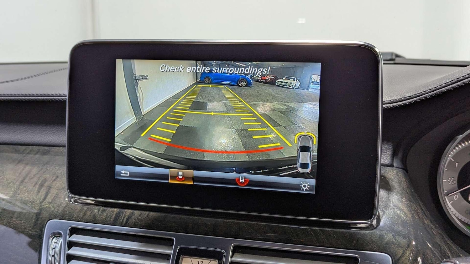 Used Mercedes-Benz CLS 2014 for sale - 77230172: Photo 38