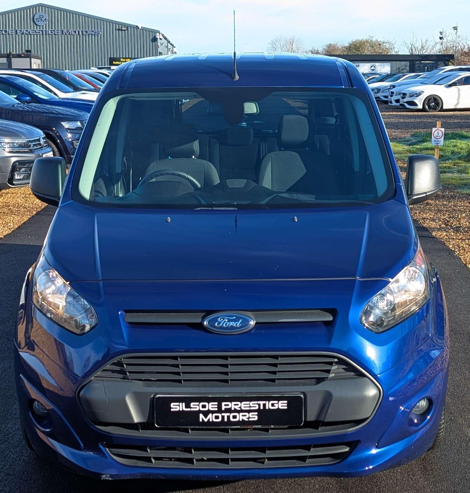 Used Ford Grand Tourneo Connect 2018 for sale - 77386734: Photo 2