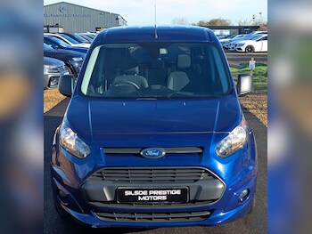 Used Ford Grand Tourneo Connect 2018 for sale - 77386734: Photo