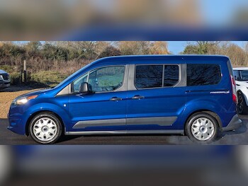 Used Ford Grand Tourneo Connect 2018 for sale - 77386734: Photo