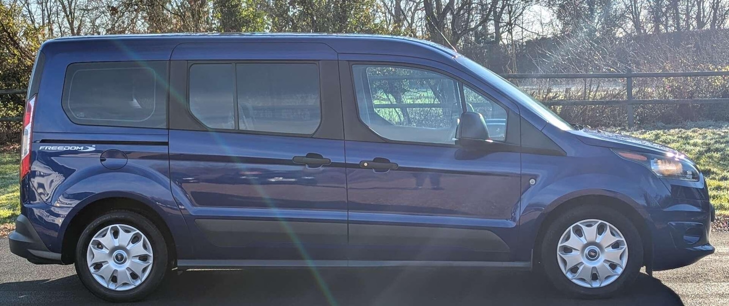 Used Ford Grand Tourneo Connect 2018 for sale - 77386734: Photo 8