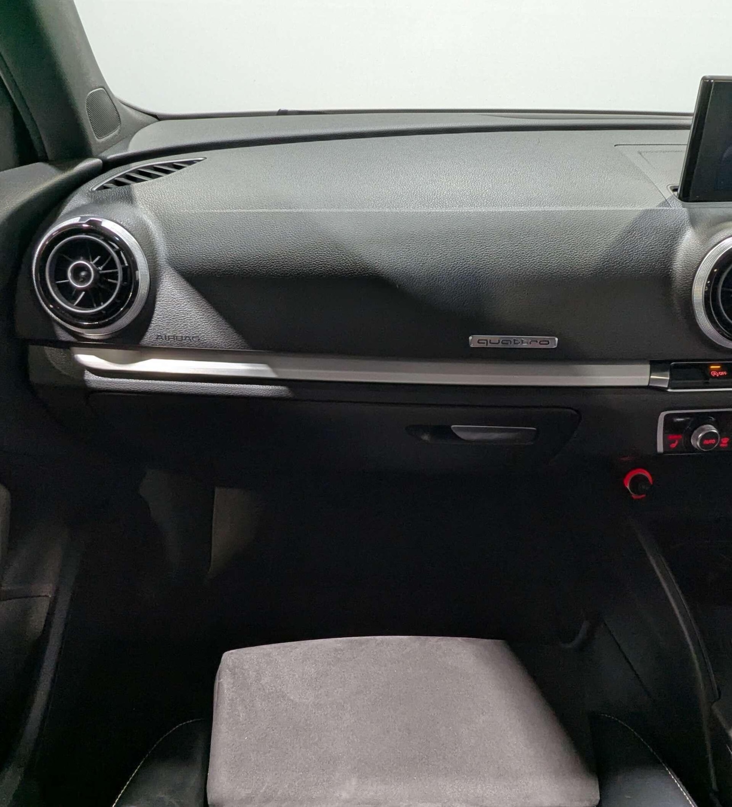 Used Audi A3 2014 for sale - 77039848: Photo 27