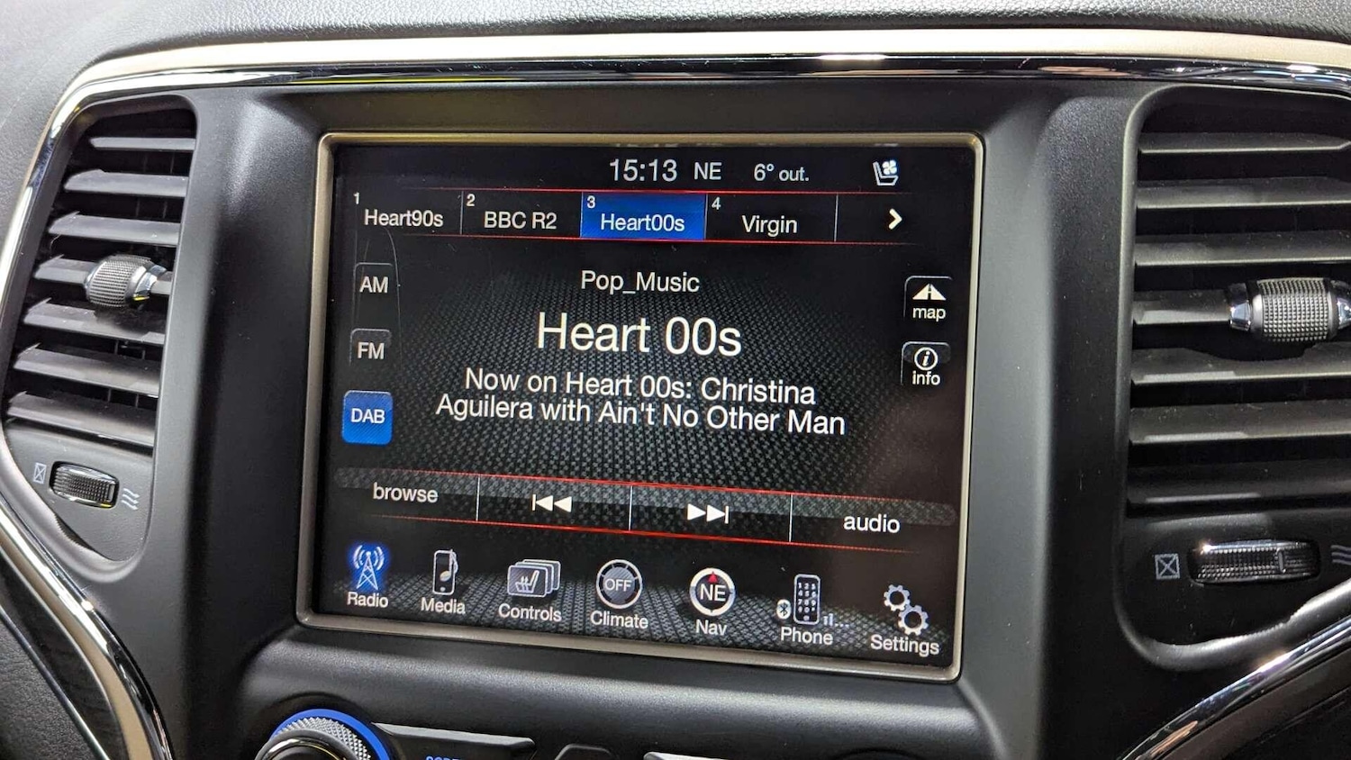 Used Jeep Grand Cherokee 2015 for sale - 76850041: Photo 37