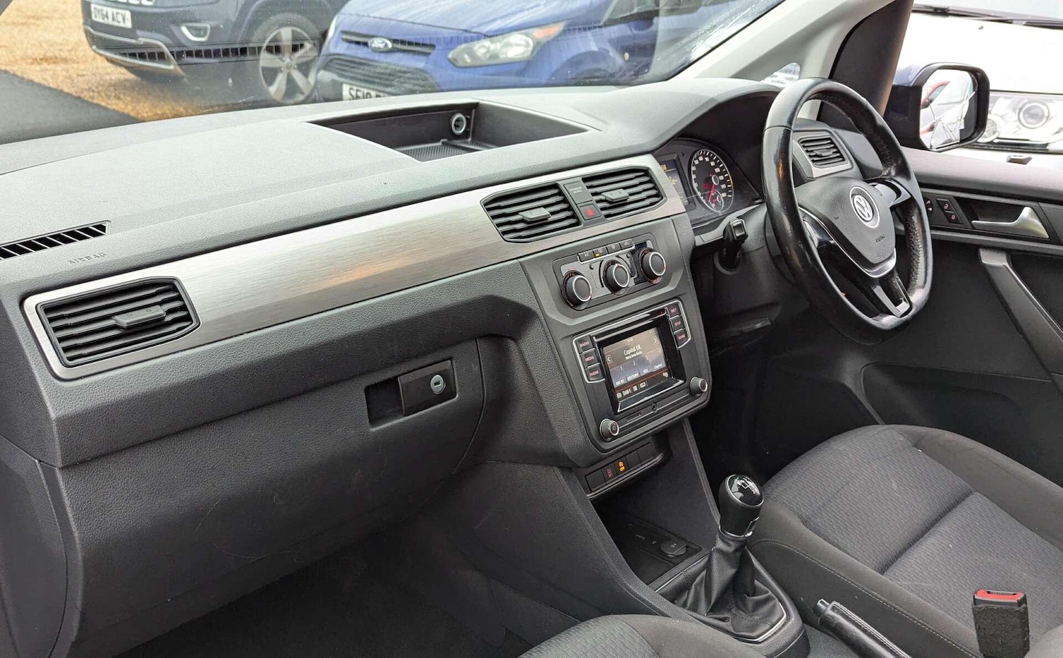 Used Volkswagen Caddy Maxi Life 2017 for sale - 77386760: Photo 16