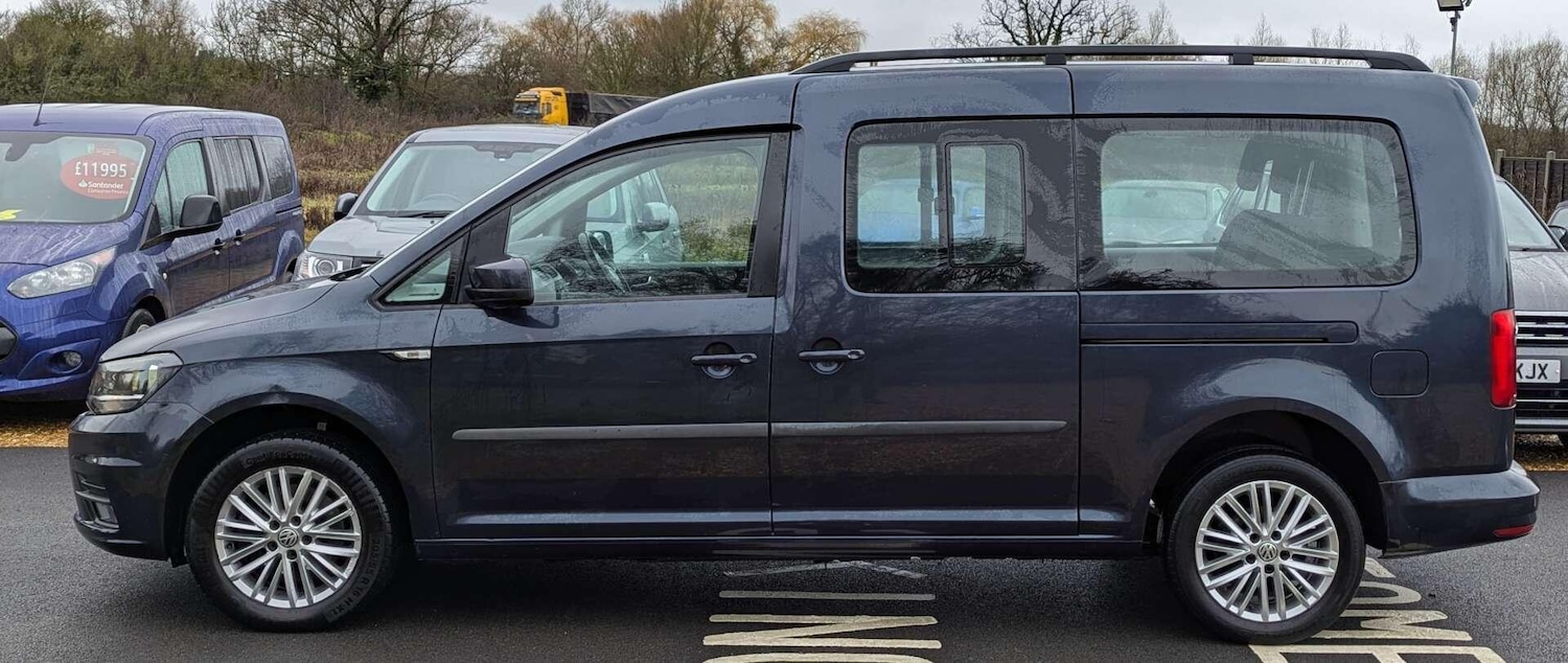 Used Volkswagen Caddy Maxi Life 2017 for sale - 77386760: Photo 4