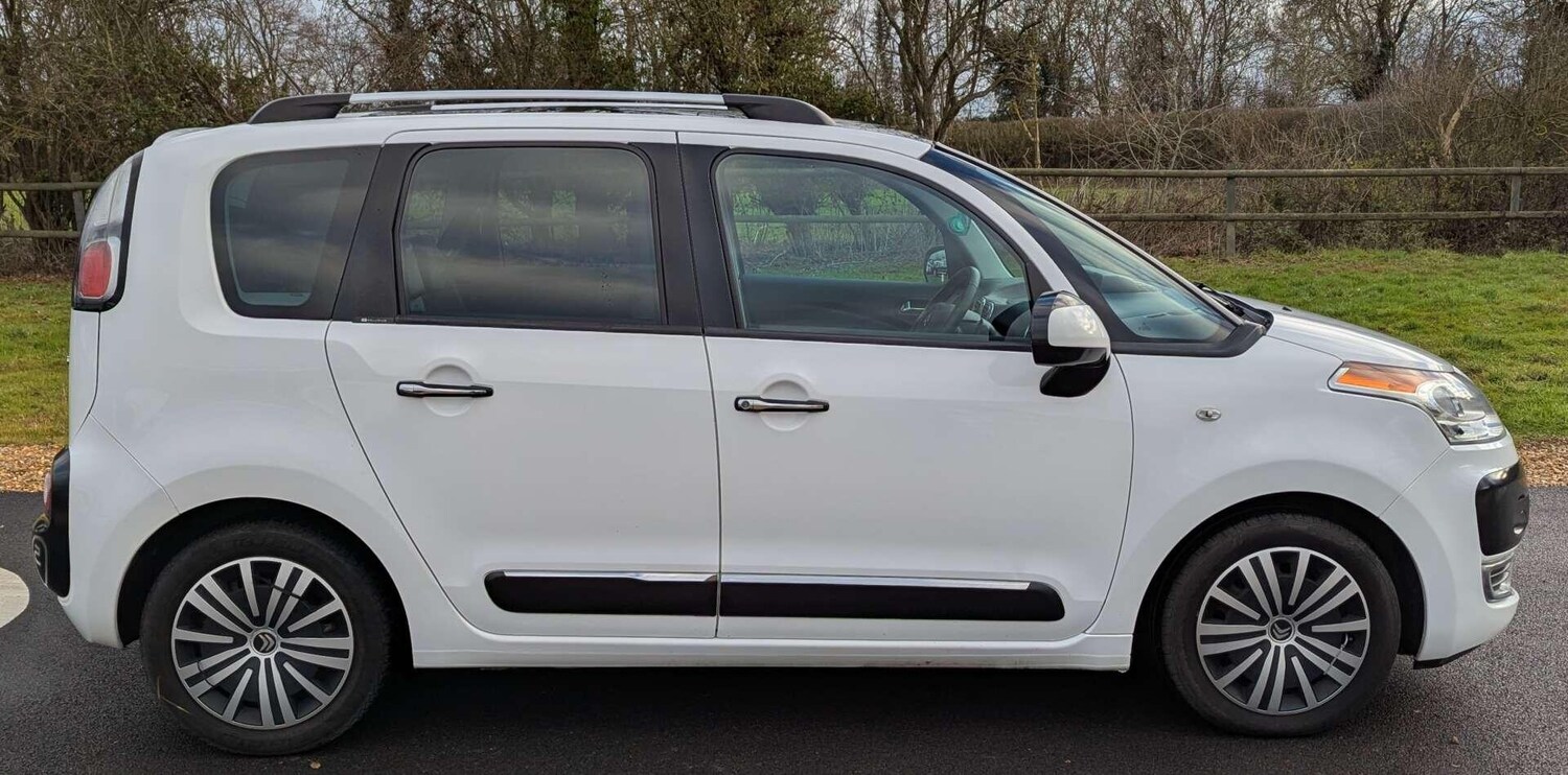Used Citroen C3 Picasso 2012 for sale - 77202808: Photo 8