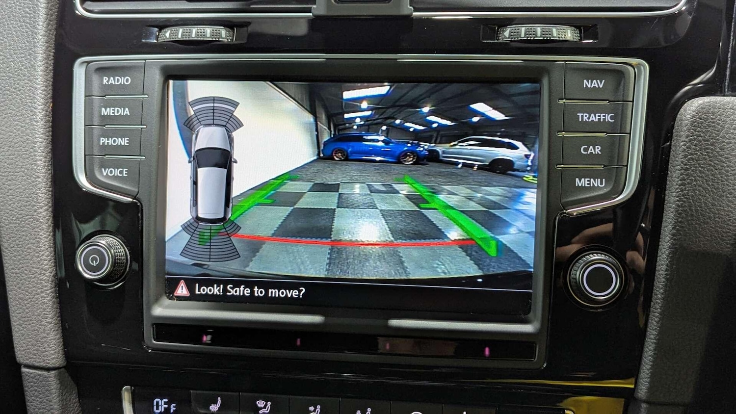 Used Volkswagen Golf 2015 for sale - 77202447: Photo 30