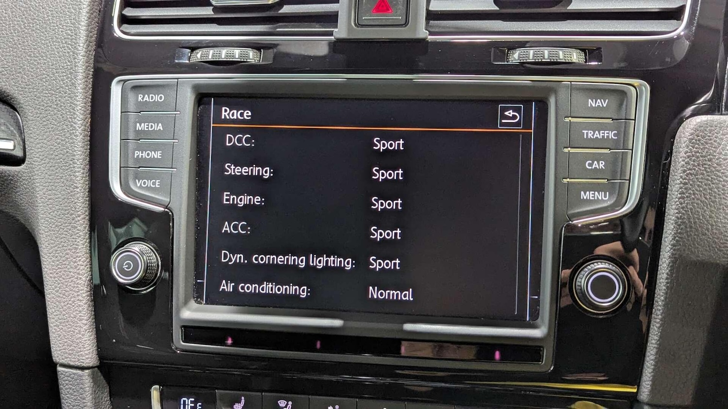 Used Volkswagen Golf 2015 for sale - 77202447: Photo 38