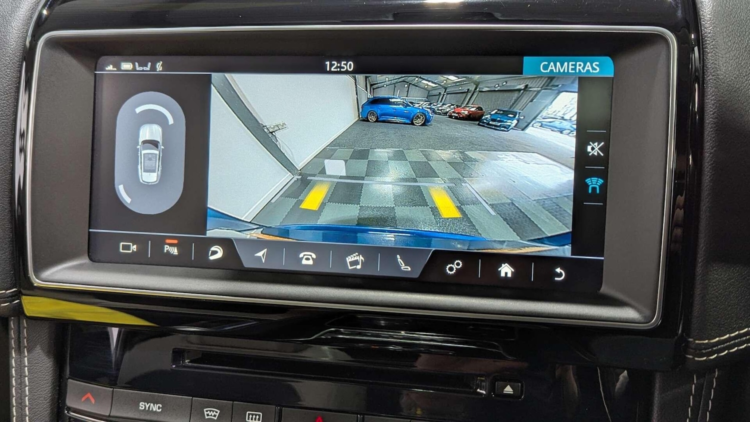 Used Jaguar F-Pace 2018 for sale - 77039676: Photo 35