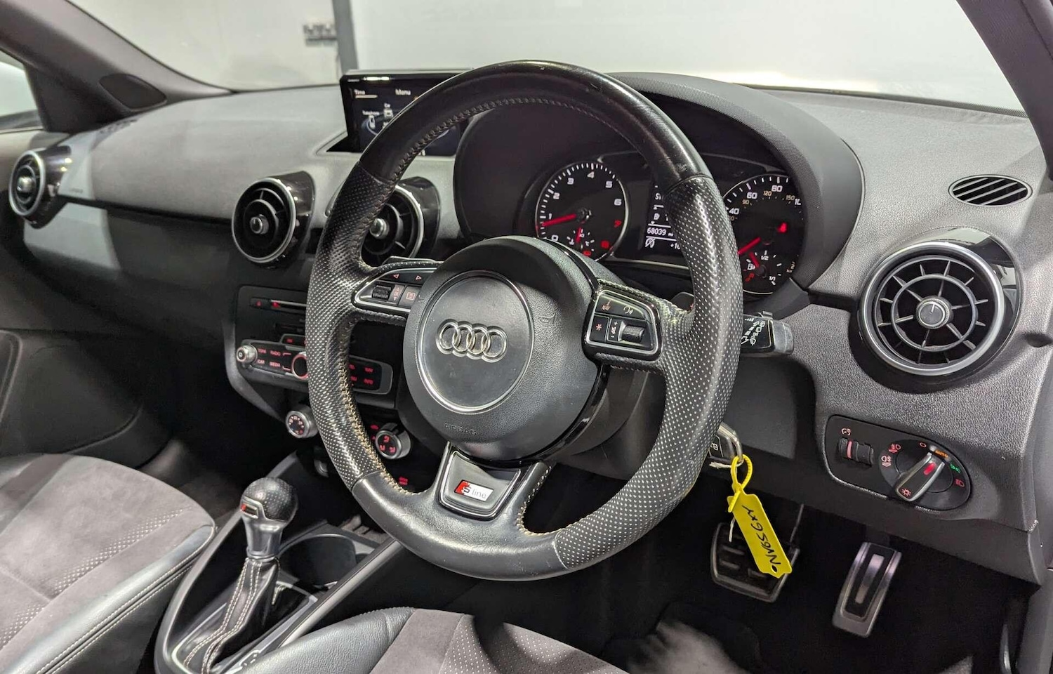 Used Audi A1 2015 for sale - 76926730: Photo 19