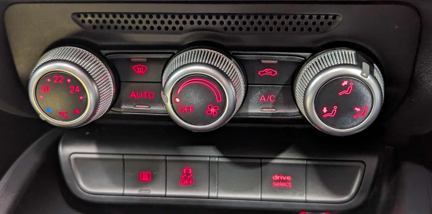 Used Audi A1 2015 for sale - 76926730: Photo 34