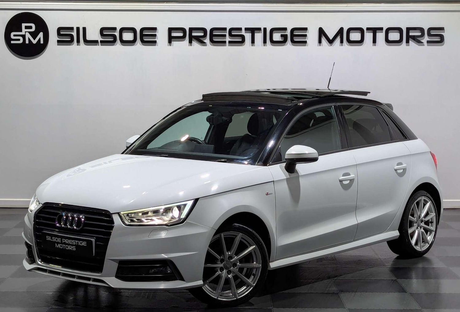 Used Audi A1 2015 for sale - 76926730: Photo 6