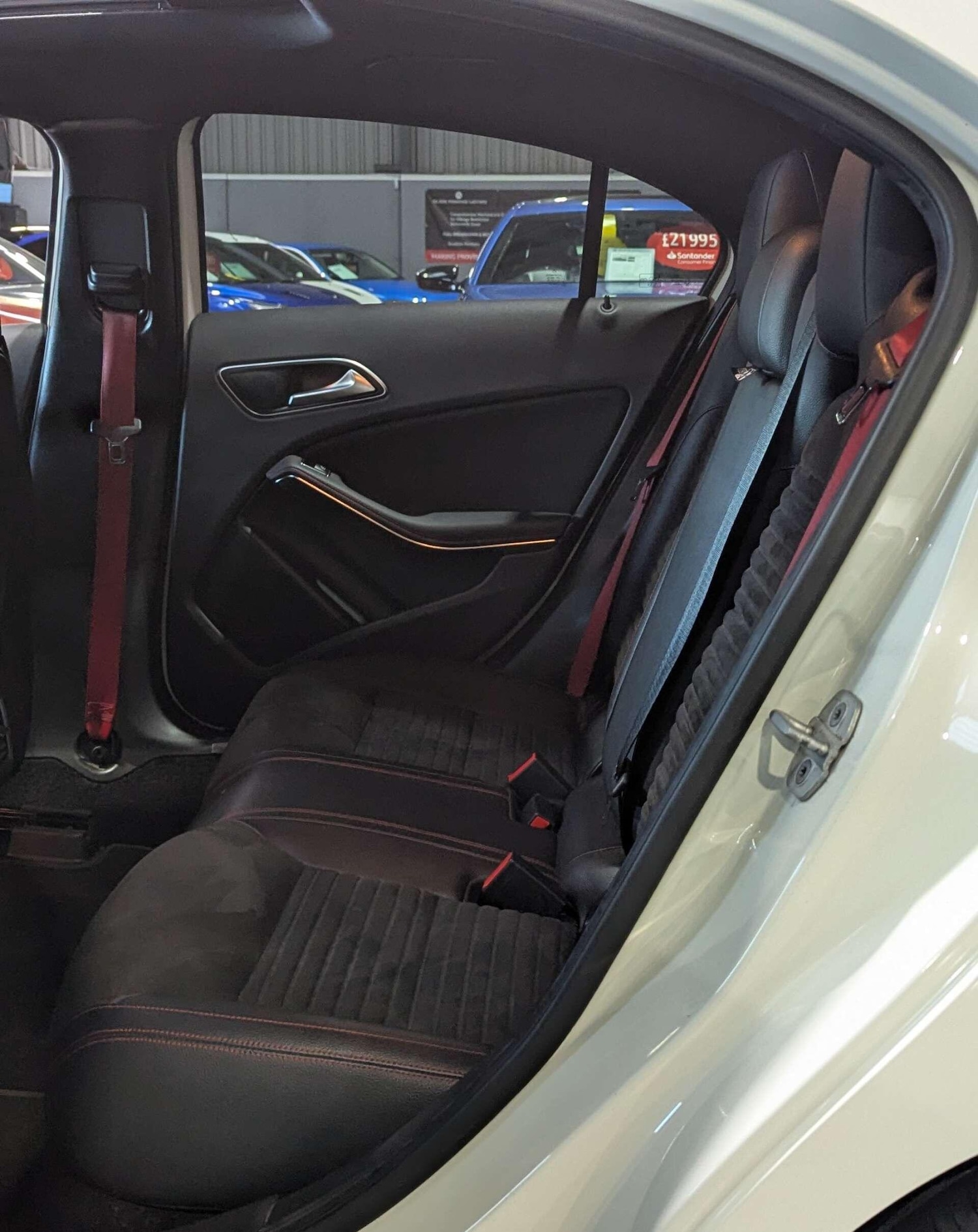 Used Mercedes-Benz A-Class 2015 for sale - 76926800: Photo 25