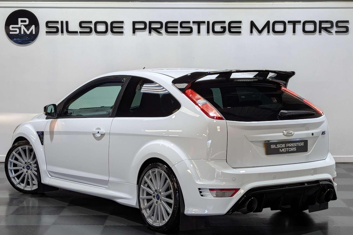 Used Ford Focus 2010 for sale - 77574989: Photo 2