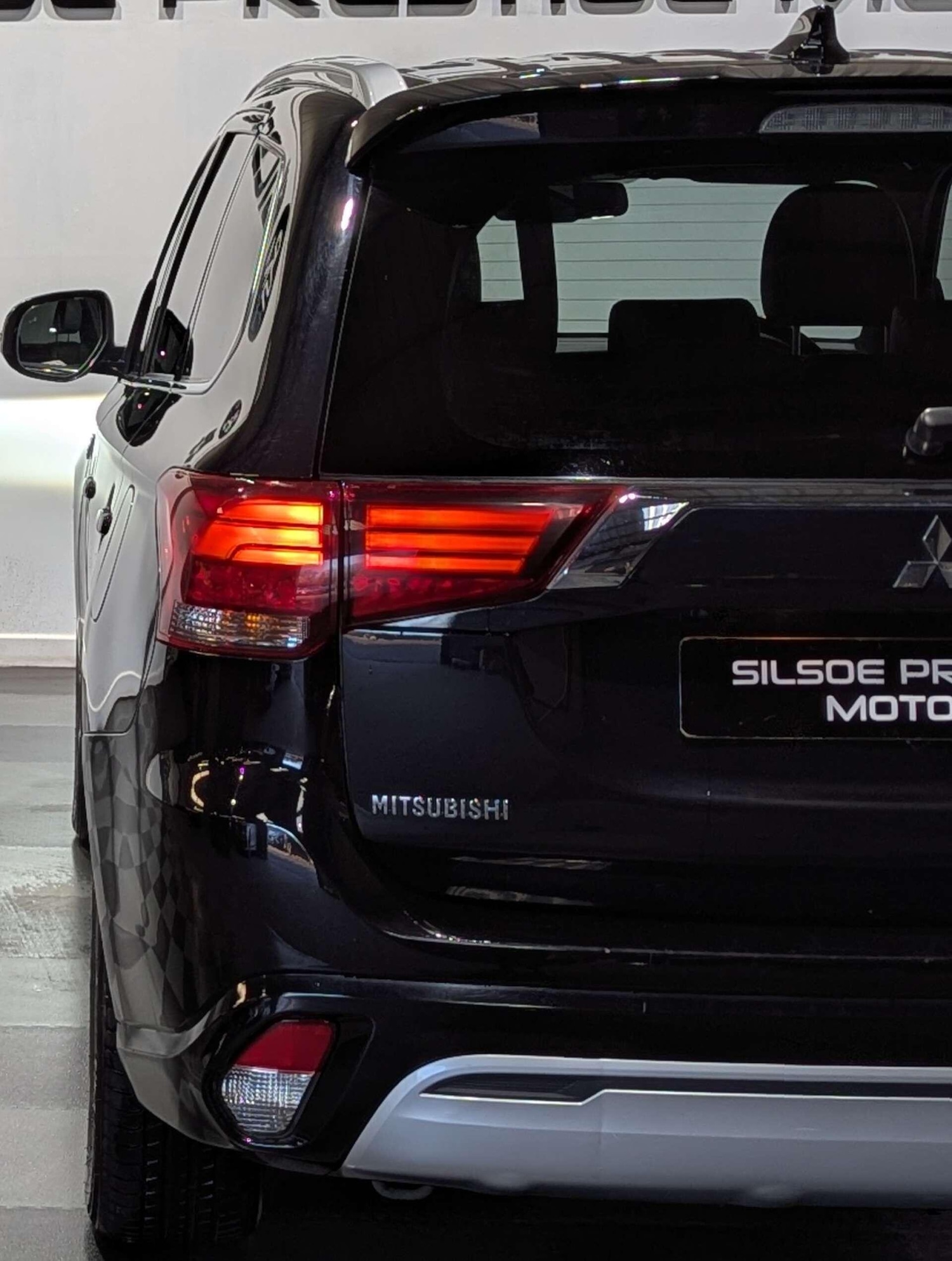 Used Mitsubishi Outlander 2018 for sale - 78204120: Photo 9