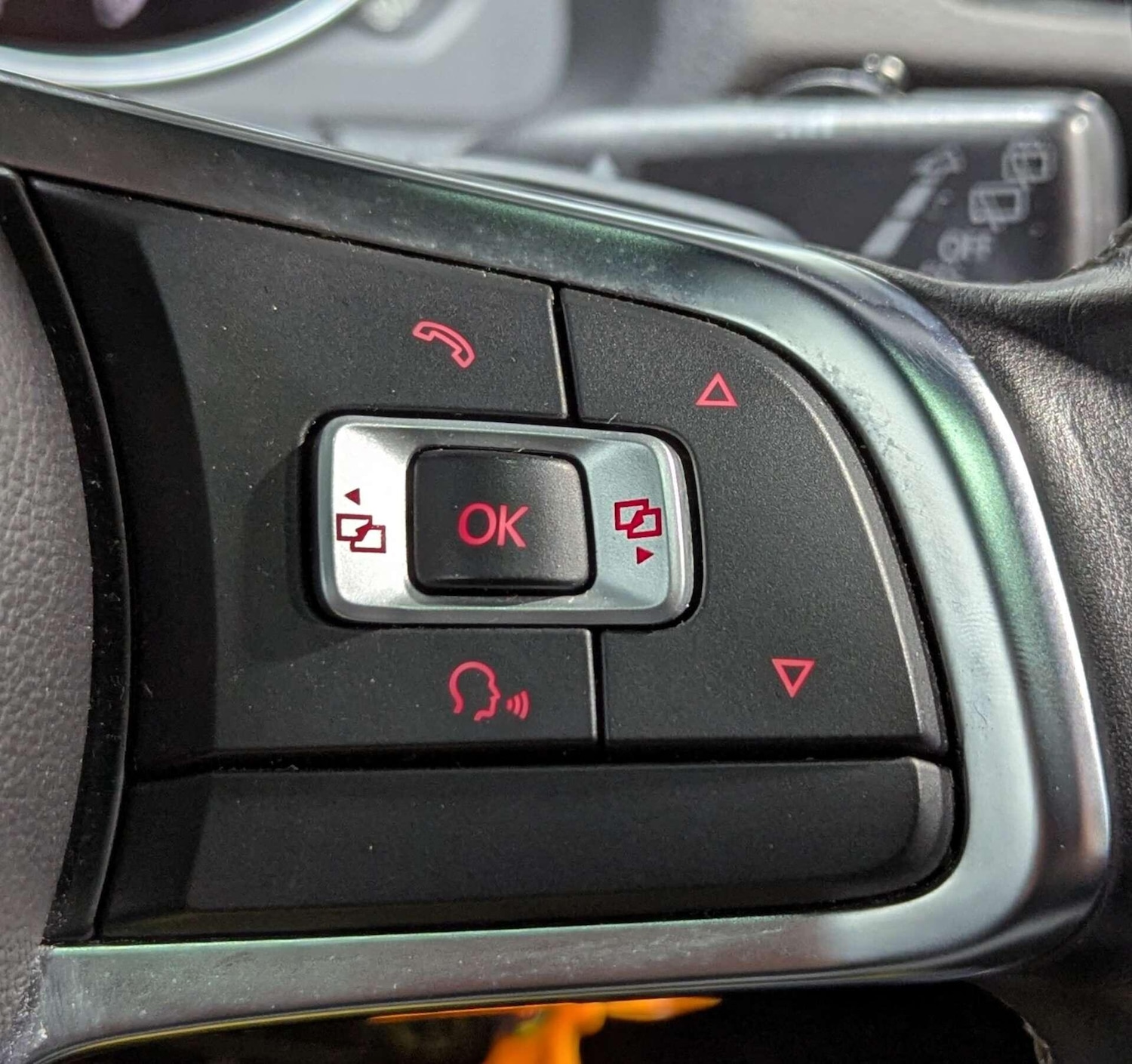 Used Volkswagen Scirocco 2015 for sale - 77190741: Photo 28