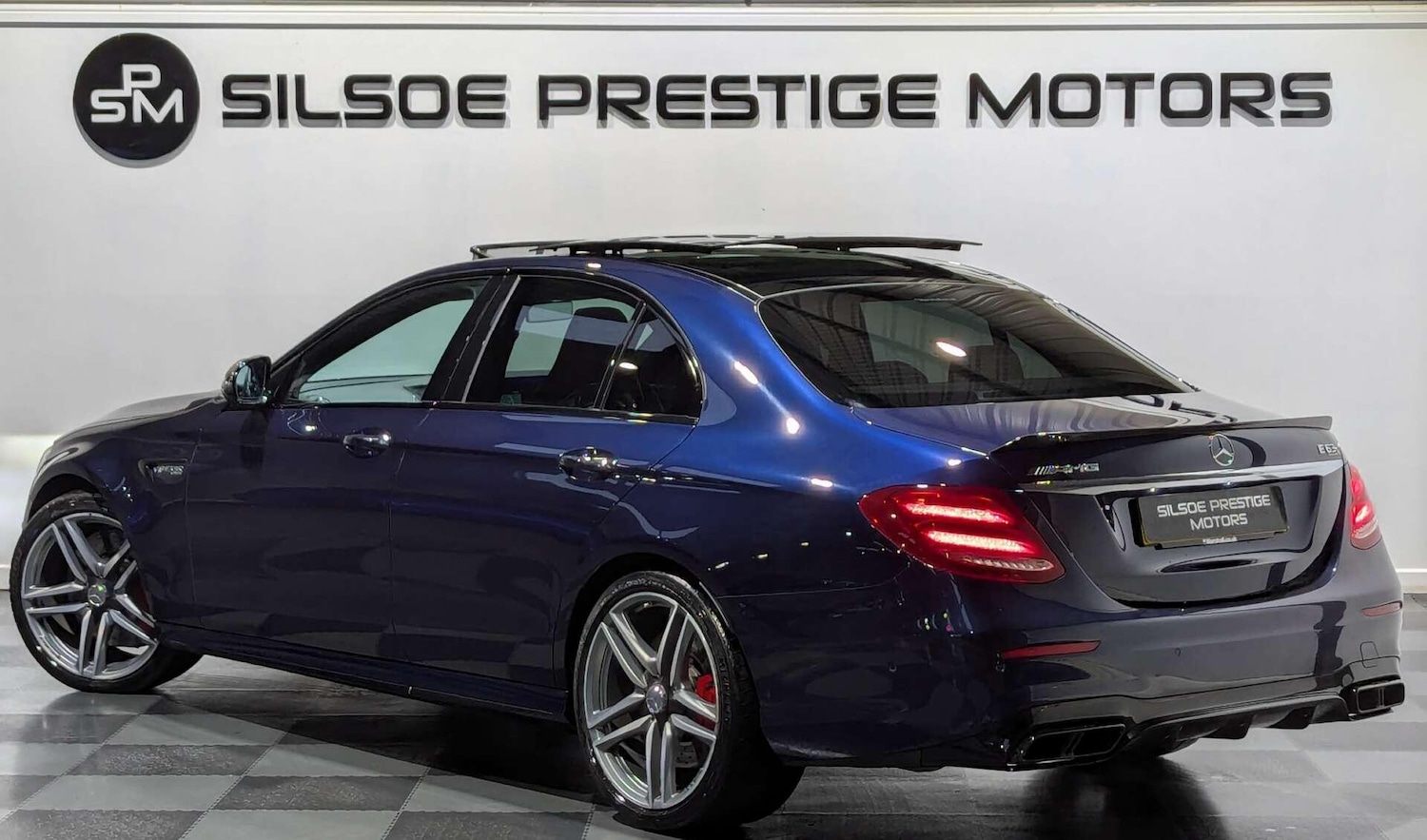 Used Mercedes-Benz E Class for sale - 76727550: Photo 2