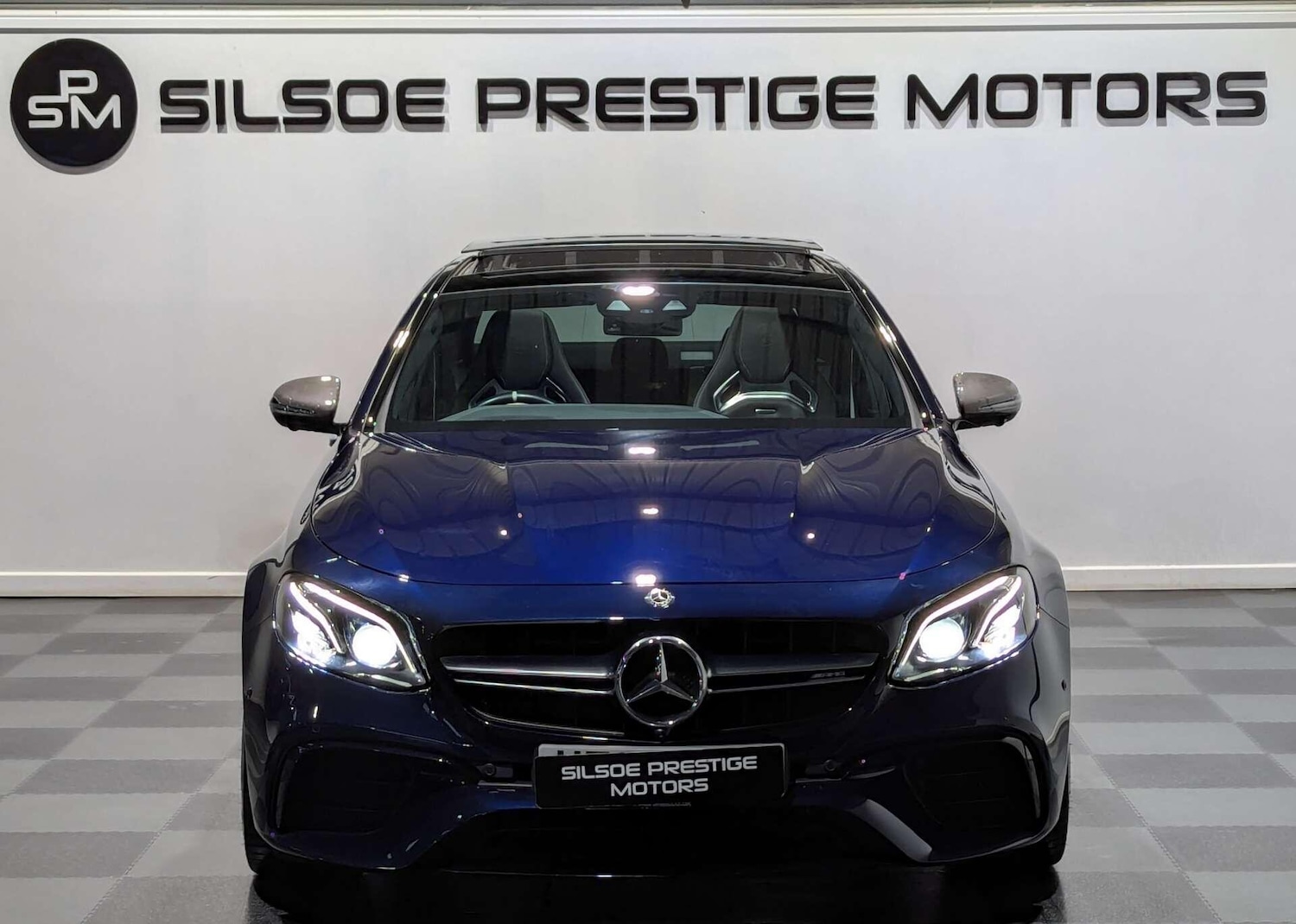 Used Mercedes-Benz E Class for sale - 76727550: Photo 4