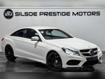 Used Mercedes-Benz E Class 2014 for sale - 77573811: Photo