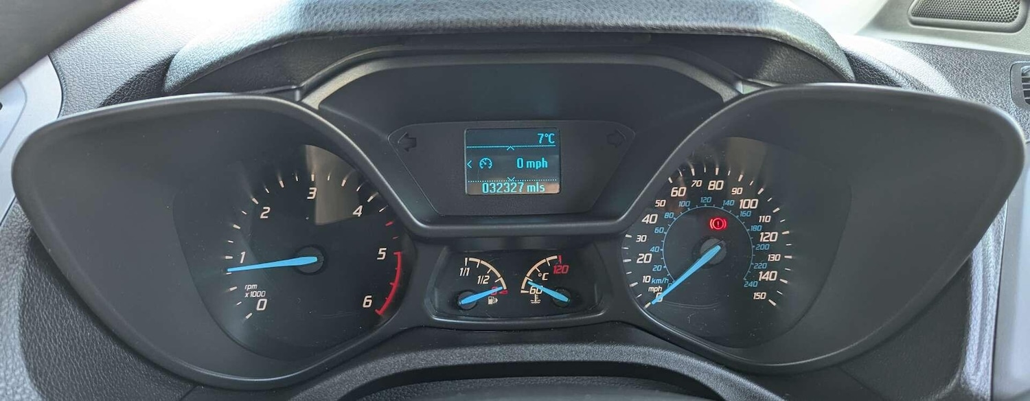 Used Ford Grand Tourneo Connect 2018 for sale - 77229279: Photo 19