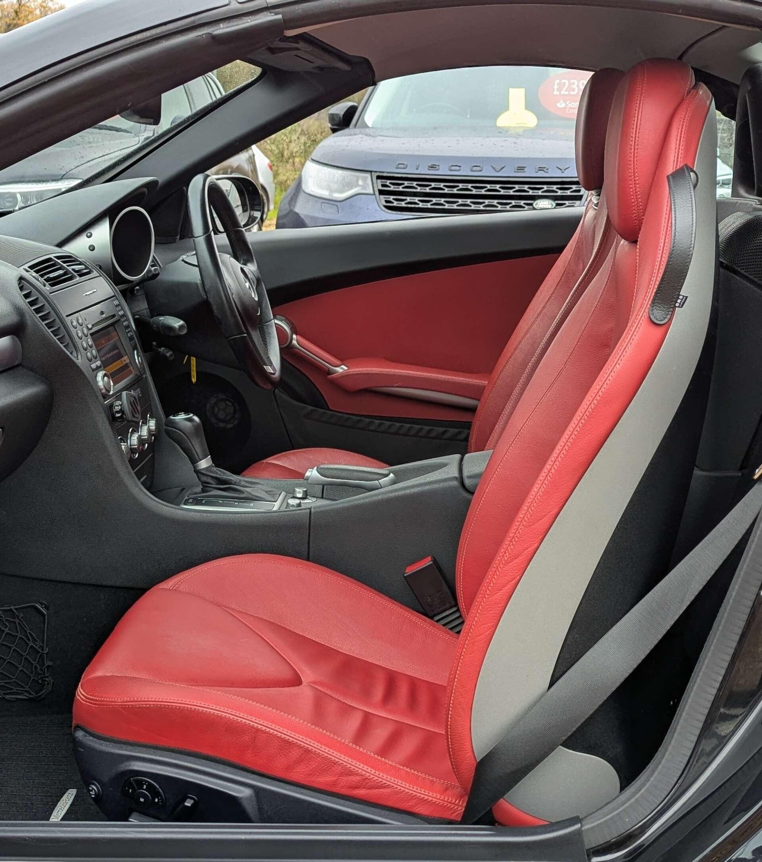 Used Mercedes-Benz SLK 2010 for sale - 76786392: Photo 16