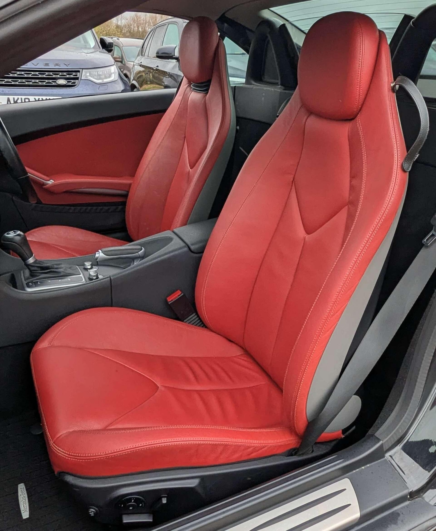 Used Mercedes-Benz SLK 2010 for sale - 76786392: Photo 18