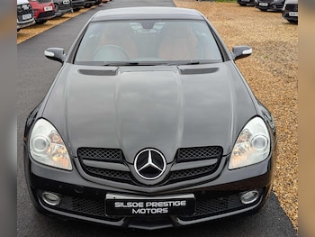 Used Mercedes-Benz SLK 2010 for sale - 76786392: Photo