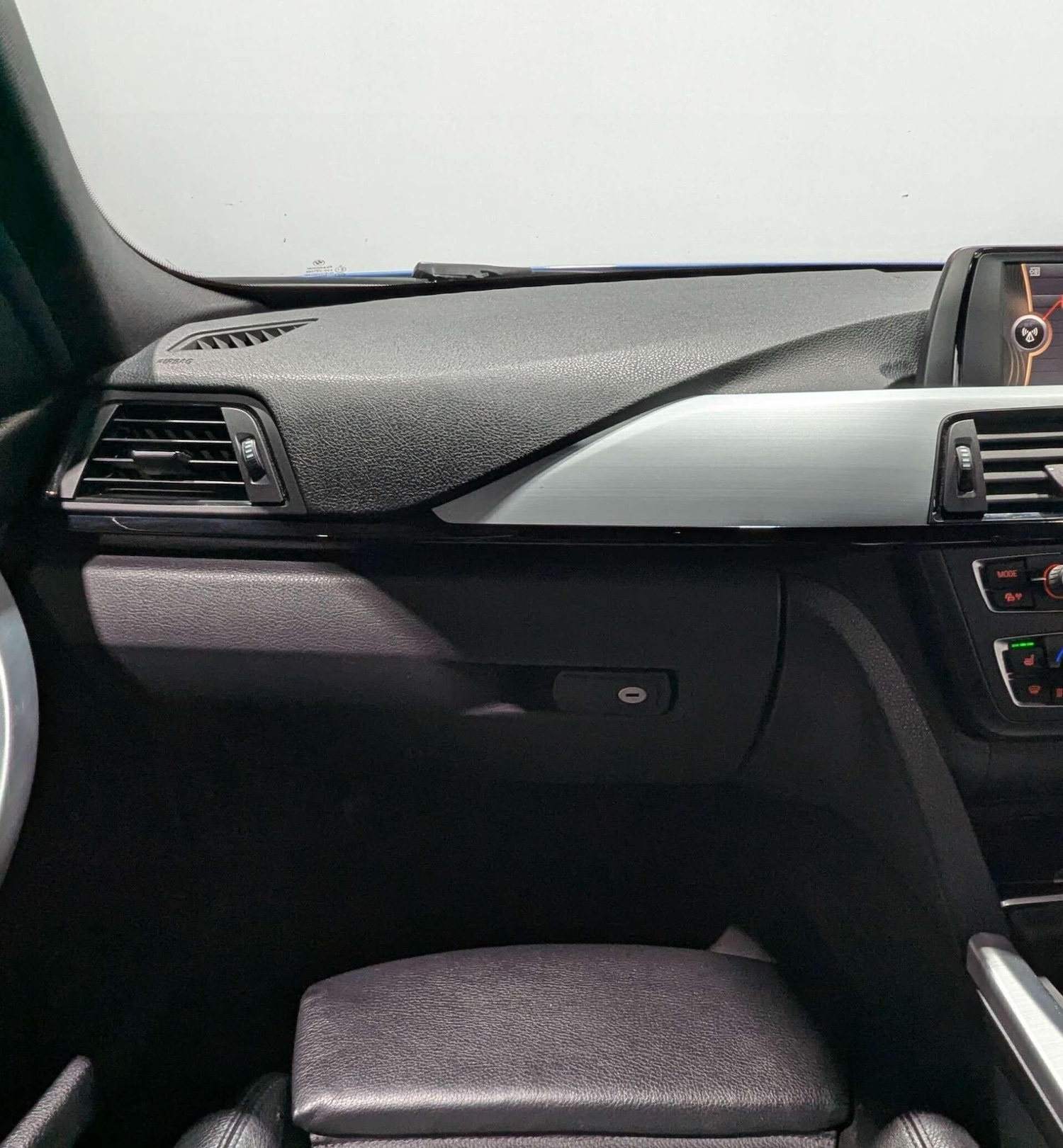 Used BMW 3 Series 2013 for sale - 76936096: Photo 26