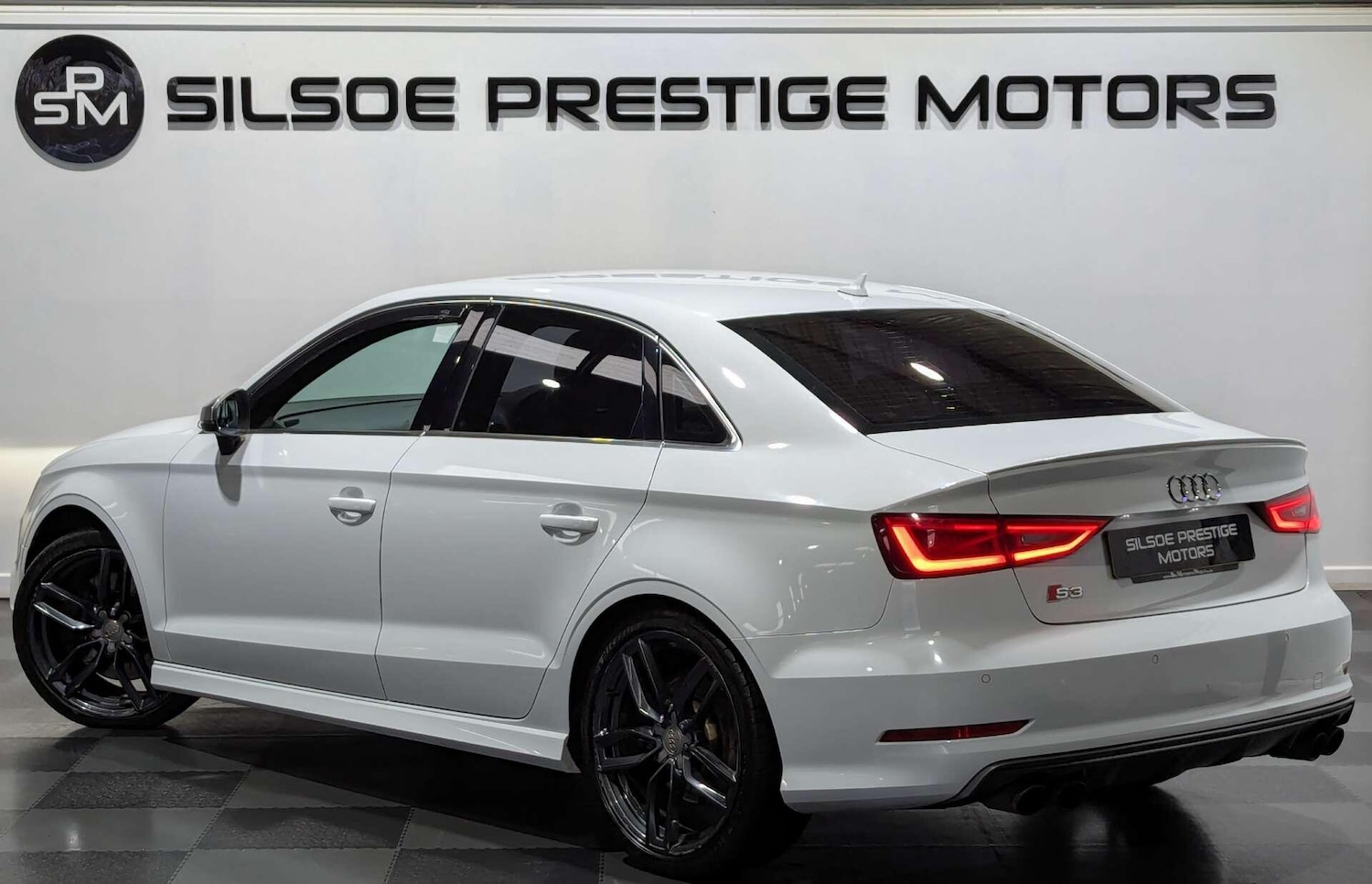 Used Audi A3 2015 for sale - 77575147: Photo 2