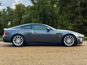 Used Aston Martin Vanquish 2006 for sale - 79184313: Photo