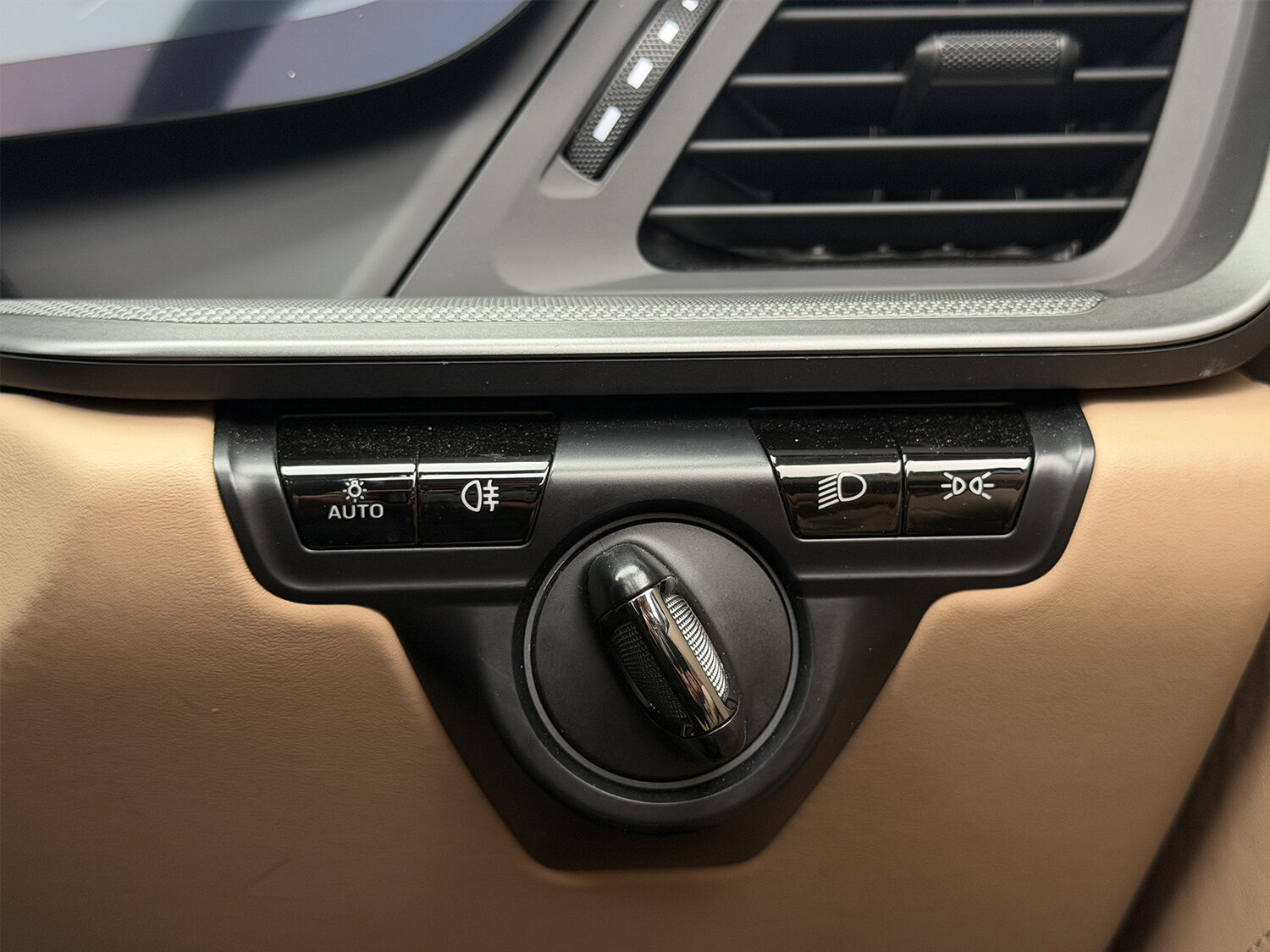 Used Porsche 911 2019 for sale - 77818151: Photo 61