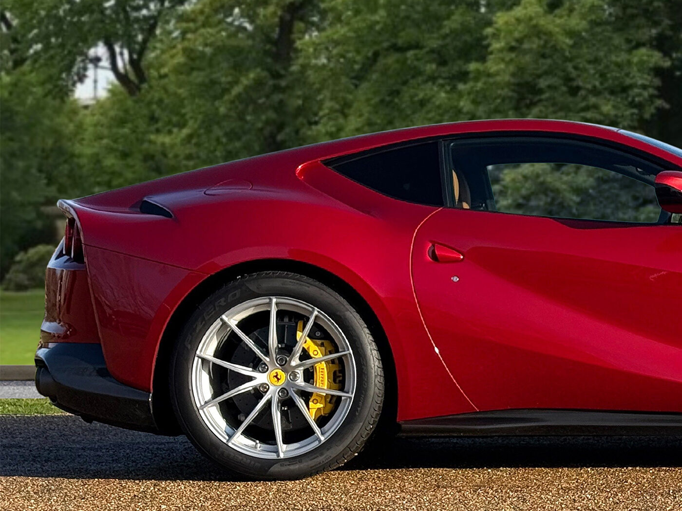 Used Ferrari 812 Superfast 2019 for sale - 77818148: Photo 12